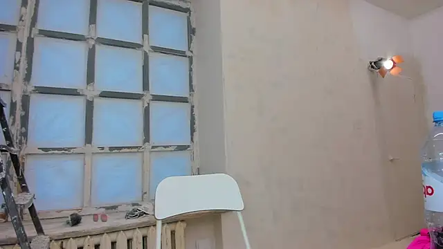 Snapshot of YourSuperModel chatting on 03/17/25, 02:12 YourSuperModel online show from 03/17/25, 02:12