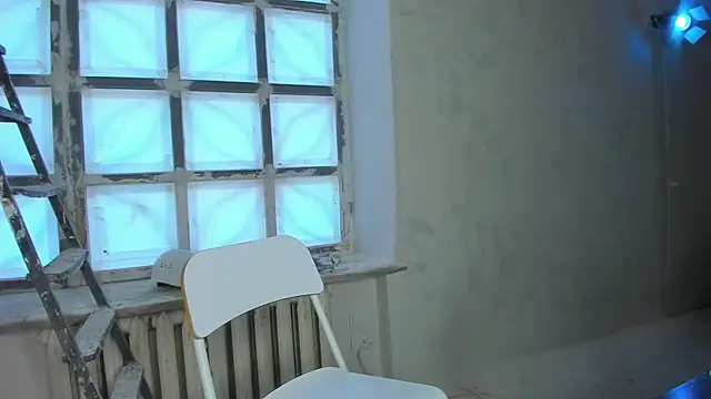 Snapshot of YourSuperModel chatting on 03/18/25, 01:20 YourSuperModel online show from 03/18/25, 01:20