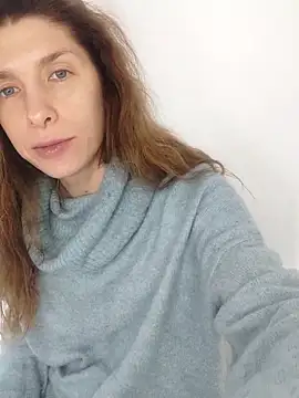 Snapshot of YourSuperModel chatting on 09/26/25, 11:14 YourSuperModel online show from 09/26/25, 11:14