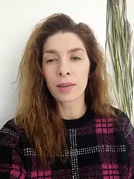 Snapshot of YourSuperModel chatting on 11/10/25, 05:28 YourSuperModel online show from 11/10/25, 05:28