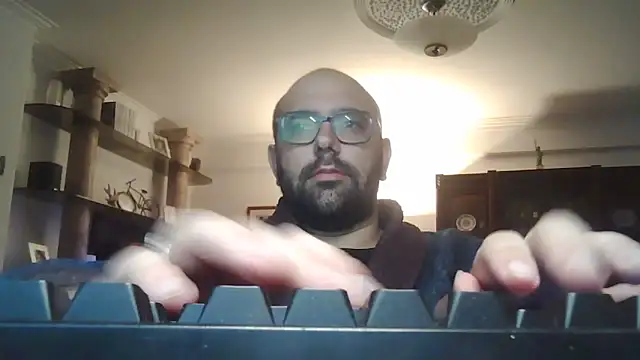 manokiitoo online show from 04/14/26, 10:05