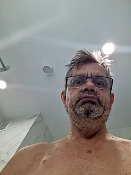 axecoman60 online show from 02/09/25, 02:38