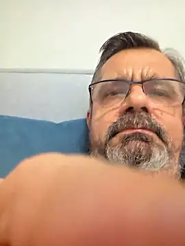 axecoman60 online show from 01/16/26, 09:41