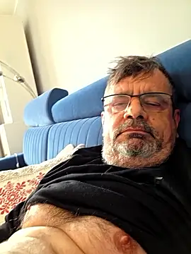 axecoman60 online show from 02/03/26, 08:52