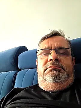 axecoman60 online show from 02/22/26, 11:31