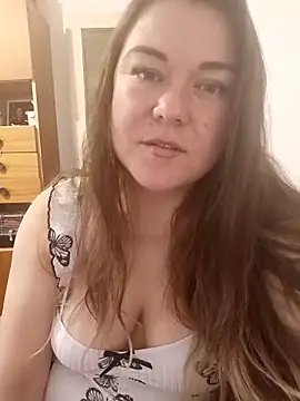 LunikaLunaX online show from 06/06/26, 10:31