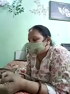 Snapshot of Kavya_kapoor chatting on 03/16/25, 10:00 Kavya kapoor online show from 03/16/25, 10:00