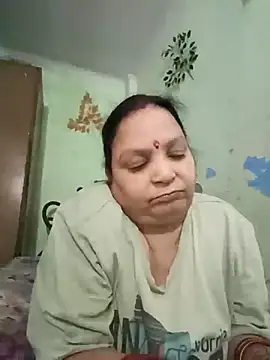 Snapshot of Kavya_kapoor chatting on 10/14/25, 07:31 Kavya kapoor online show from 10/14/25, 07:31