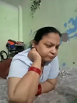 Snapshot of Kavya_kapoor chatting on 11/22/25, 05:01 Kavya kapoor online show from 11/22/25, 05:01