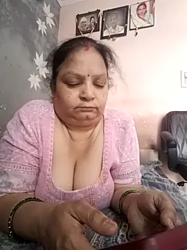 Kavya kapoor online show from 05/15/26, 08:54