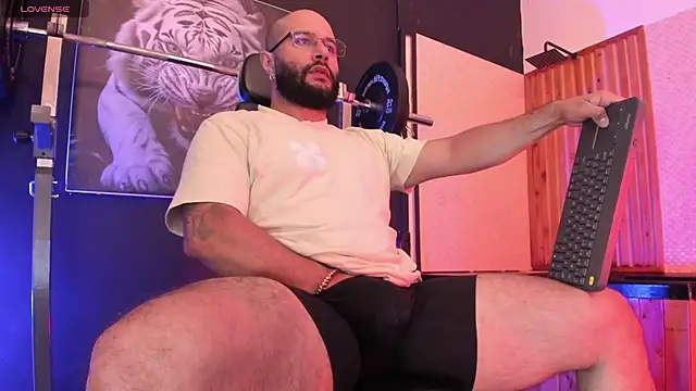 Luke  09 online show from 03/11/26, 11:49