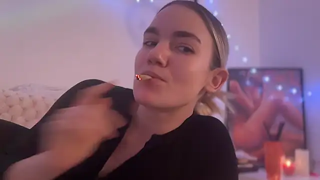 Heidi11 online show from 01/17/25, 10:23