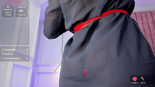 Lola King online show from 01/31/25, 01:34