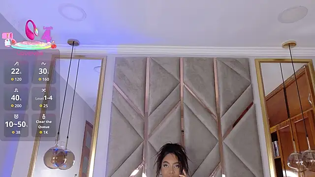 Lola King online show from 10/06/25, 08:06