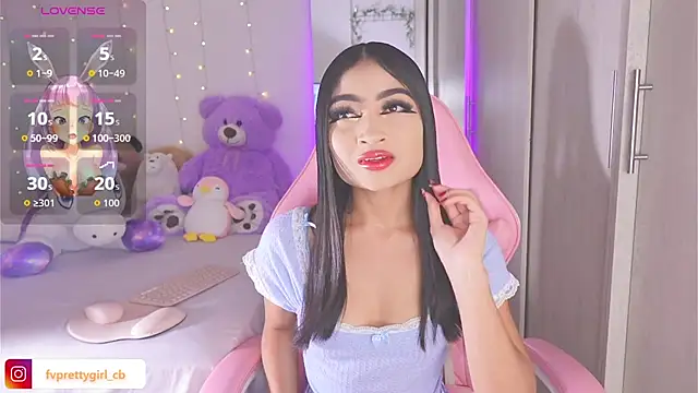 urfavprettygirl online show from 11/14/25, 07:40