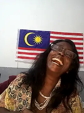 mamakarma1403 online show from 10/11/25, 03:32