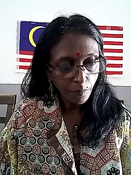 mamakarma1403 online show from 10/17/25, 02:26