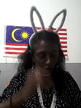 mamakarma1403 online show from 11/02/25, 04:20