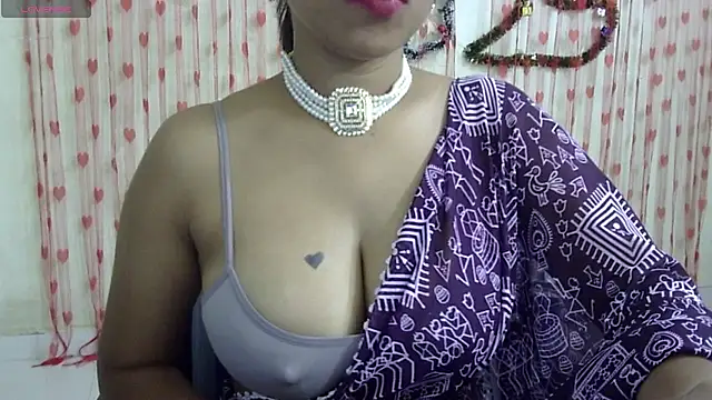 Preeti-Sexy online show from 02/08/25, 06:22