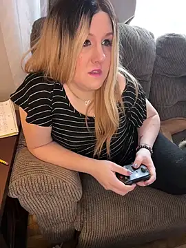 PuckBunny17 online show from 12/26/24, 08:32