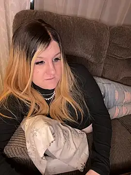 PuckBunny17 online show from 02/16/25, 10:32