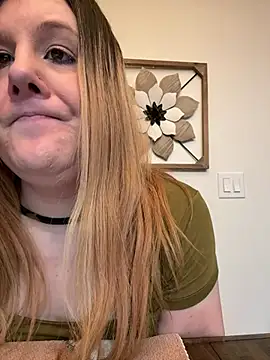 PuckBunny17 online show from 03/02/25, 12:20