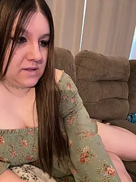 PuckBunny17 online show from 04/02/26, 09:23