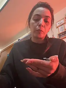 Snapshot of kattleya1407 chatting on 02/19/26, 02:07 kattleya1407 online show from 02/19/26, 02:07