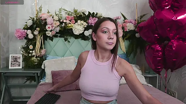 AliceBrayan online show from 02/19/26, 05:20