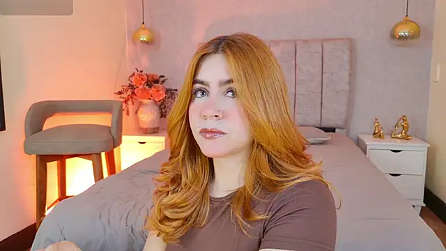 Snapshot of april_rousse chatting on 04/09/26, 12:21 april rousse online show from 04/09/26, 12:21