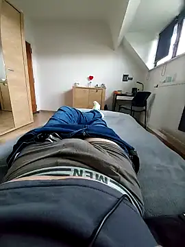 pascalino100 online show from 02/27/25, 09:32