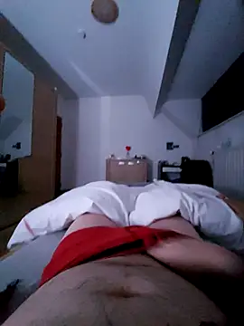 pascalino100 online show from 03/04/25, 02:06