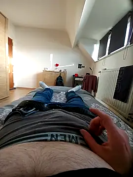 pascalino100 online show from 03/16/25, 04:34