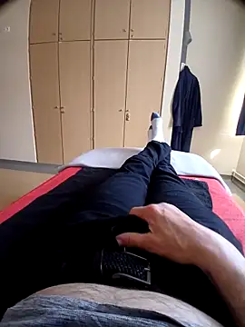 pascalino100 online show from 04/15/26, 02:13