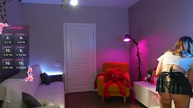 Snapshot of SpiceJessy chatting on 02/11/26, 06:07 SpiceJessy online show from 02/11/26, 06:07