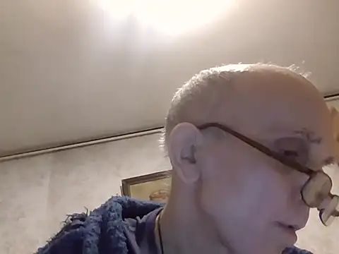 mariusica1xh online show from 12/23/25, 01:36