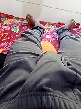 Dhjdjsjjdjj online show from 04/21/26, 05:47