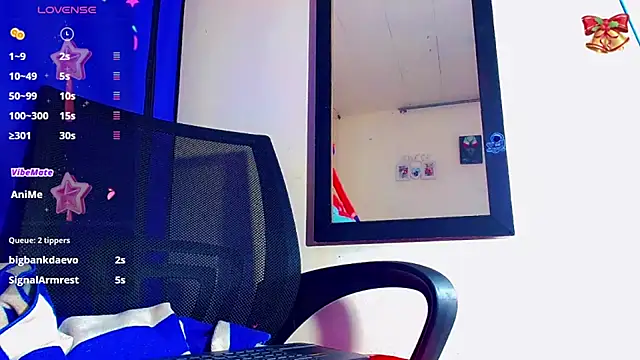 nicol gill  online show from 12/18/24, 05:52