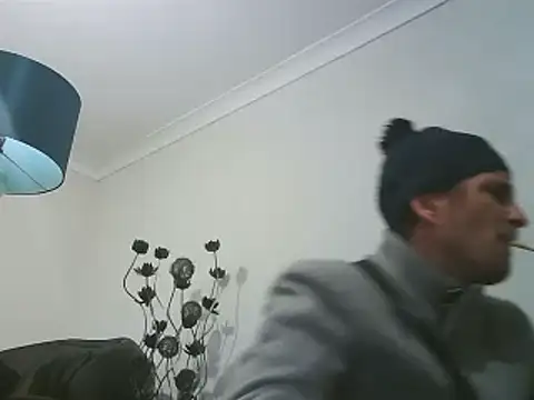 Snapshot of PocoLoco420 chatting on 11/16/25, 12:38 PocoLoco420 online show from 11/16/25, 12:38