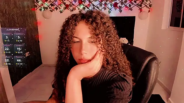 Lilith Miller21 online show from 09/26/25, 09:19