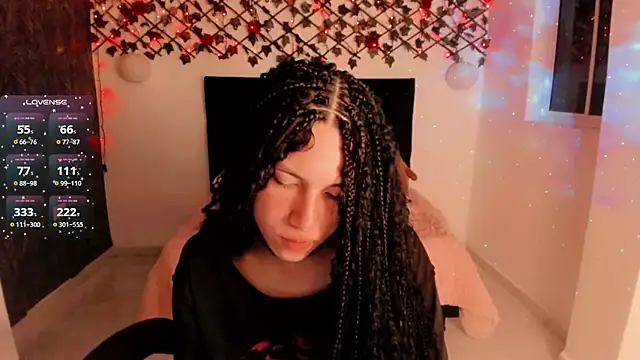 Lilith Miller21 online show from 10/12/25, 07:24