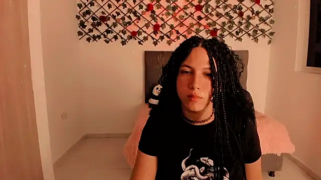 Lilith Miller21 online show from 10/17/25, 07:16