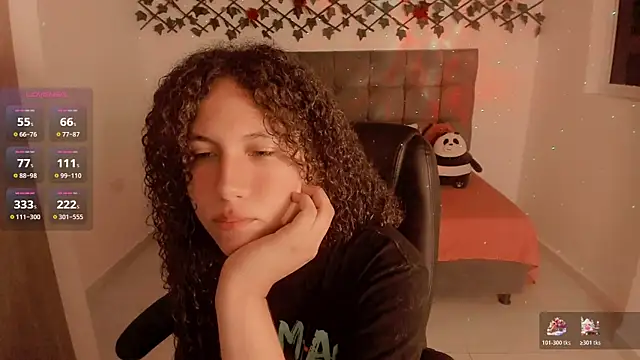 Lilith Miller21 online show from 11/17/25, 07:19