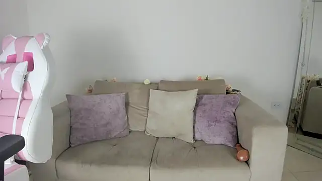 Snapshot of Charlotte_cowell_sub1_ chatting on 01/10/25, 12:06 Charlotte cowell sub1 online show from 01/10/25, 12:06