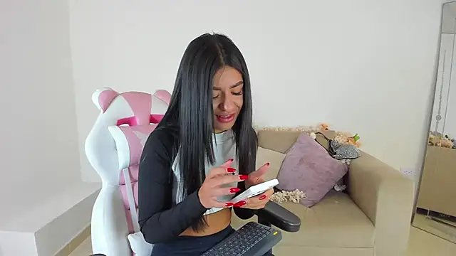 Snapshot of Charlotte_cowell_sub1_ chatting on 03/08/25, 04:50 Charlotte cowell sub1 online show from 03/08/25, 04:50