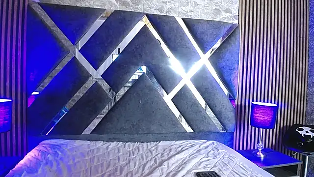 Snapshot of bellatrix25 chatting on 12/12/24, 07:59 bellatrix25 online show from 12/12/24, 07:59