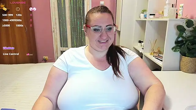 lovely adelle online show from 01/30/25, 08:53