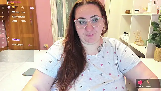 lovely adelle online show from 02/02/25, 03:39