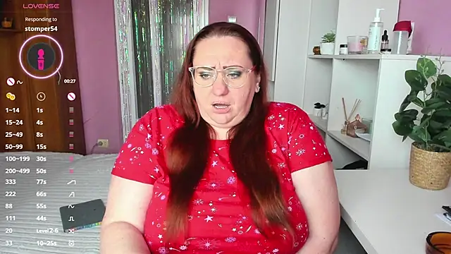 lovely adelle online show from 02/05/25, 01:22