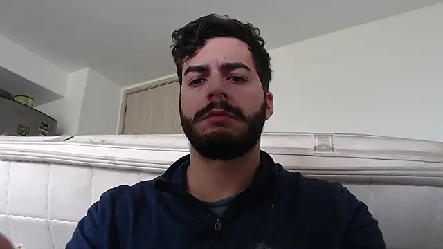 thomas gun online show from 02/05/26, 04:22